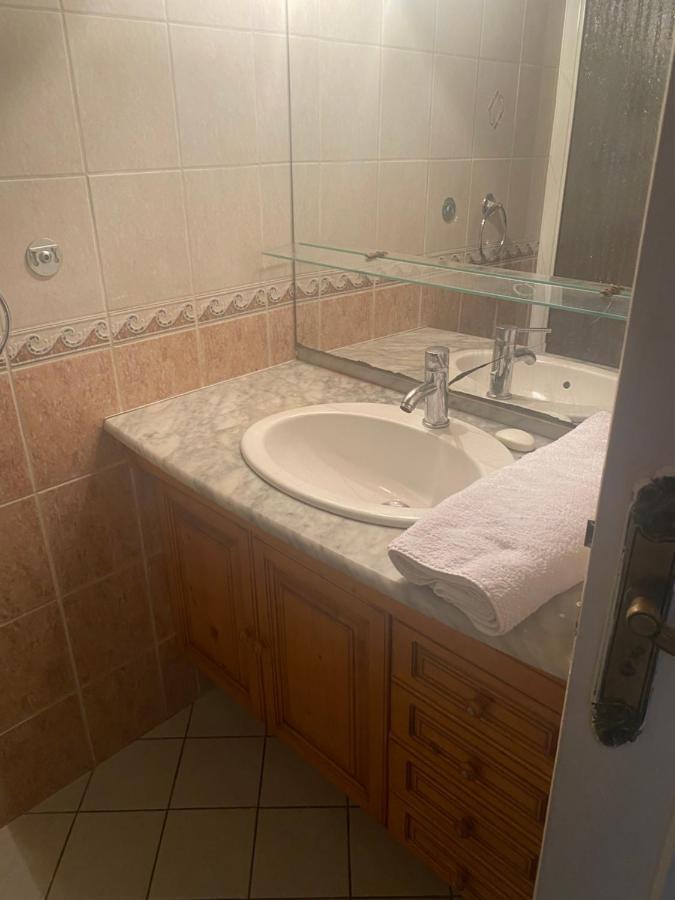 Fontaine  Chambre Cour 아파트 외부 사진